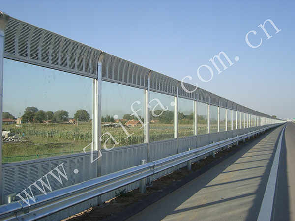 高速公路聲屏障