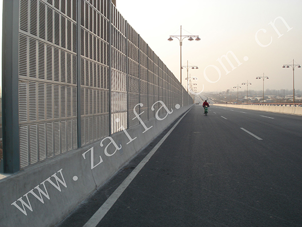 高架橋隔音墻